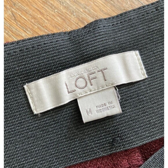 LOFT Skirts Bundle of 2 MEDIUM Gray Flare Burgundy Straight Pencil - Picture 5 of 10